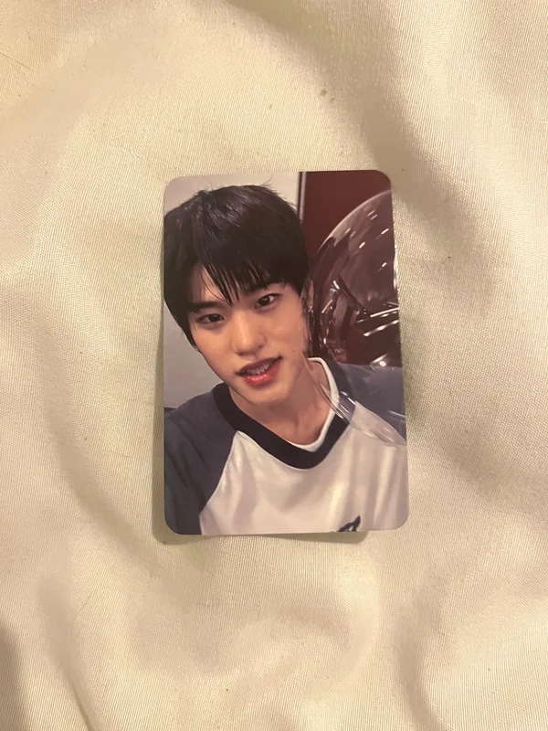 Get A Guitar MUSICPLANT