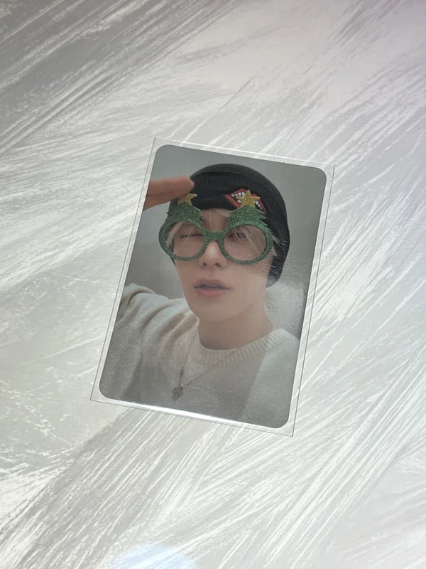 2022 PINK CHRISTMAS PHOTO CARD RANDOM PACK