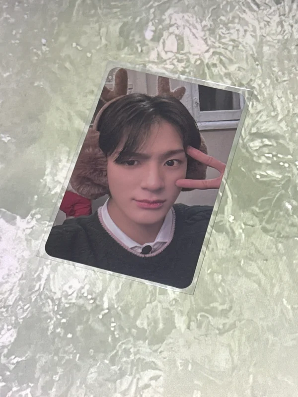 2022 PINK CHRISTMAS PHOTO CARD RANDOM PACK