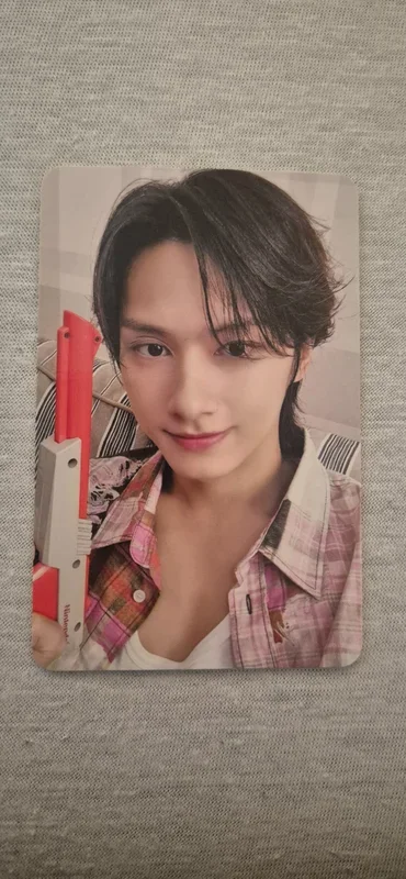 SEVENTEEN 2025 SEASON'S GREETINGS