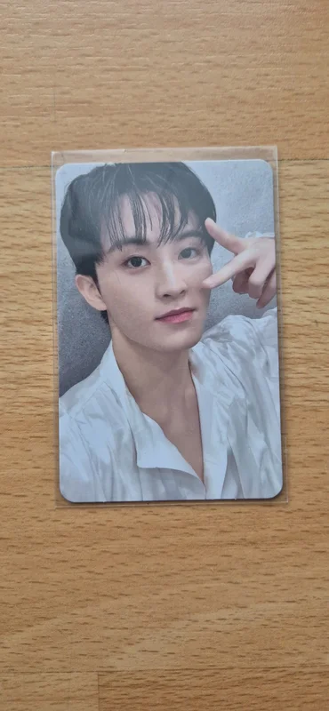 NEO CITY : SEOUL - THE UNITY FORTUNE SCRATCH CARD SET