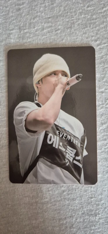 SEVENTEEN EXHIBITION FOLLOW FELLOW RANDOM PHOTOCARD