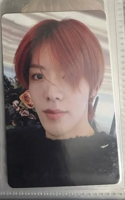 Sticker YIZHIYU