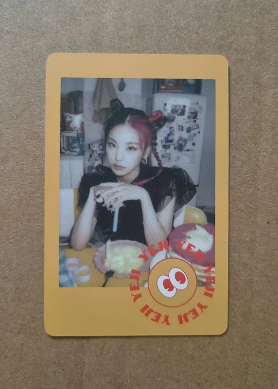 CRAZY IN LOVE US Version YEJI