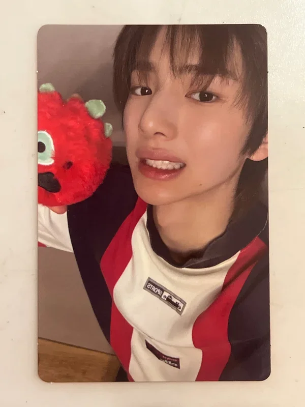 GREENGREEN CORTIS Ball REDRED ver.