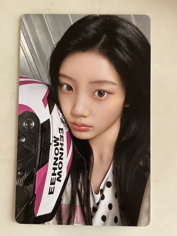 NOT CUTE ANYMORE Weverse Albums ver.