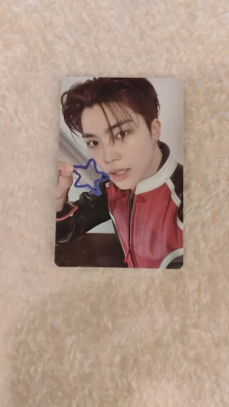 NEVER SAY NEVER LENTICULAR KEYRING Ver.
