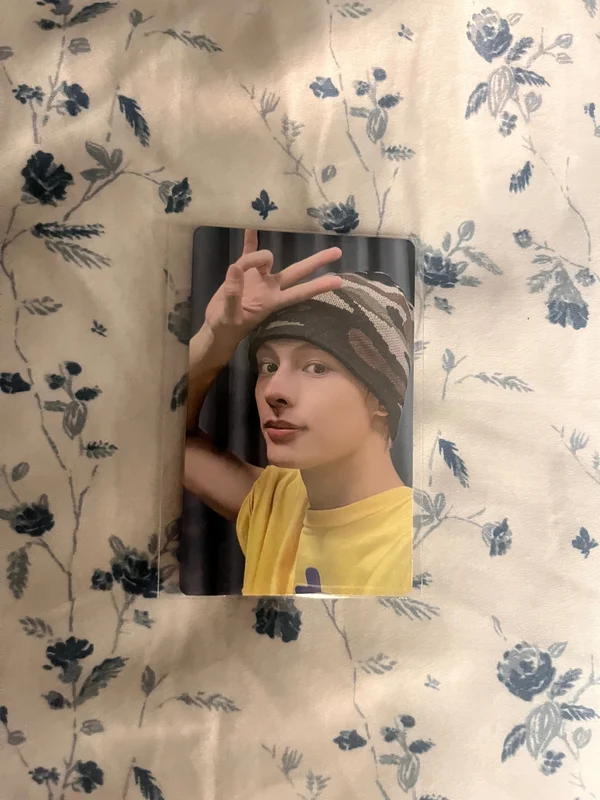 COLOR OUTSIDE THE LINES STUDIO CHOOM GIFT