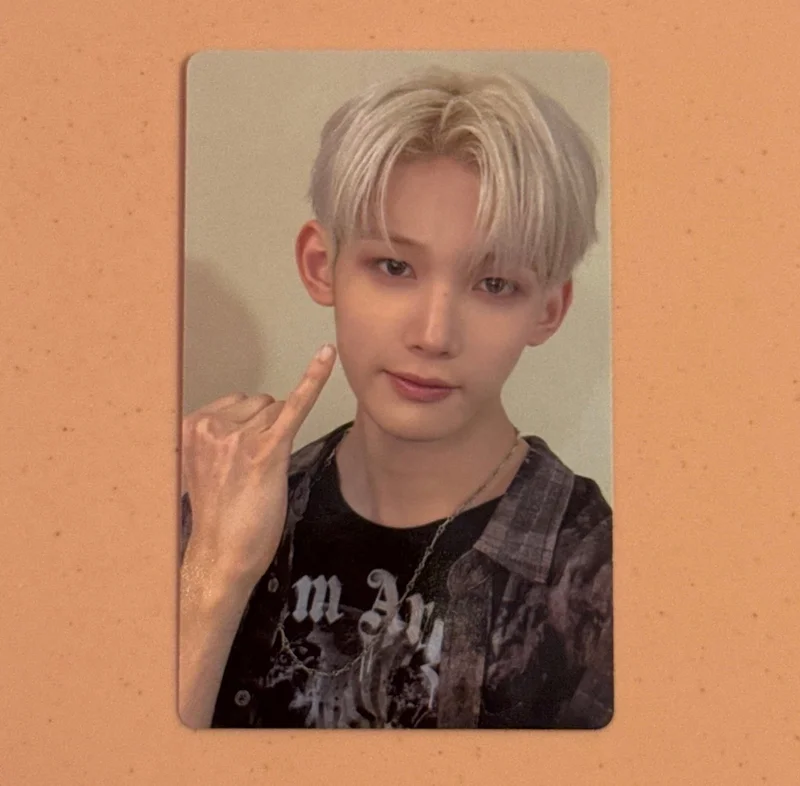 Back to Life ROAR ver. M2 Special Gift