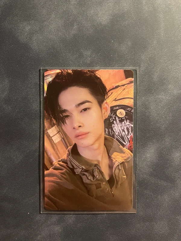 Romance: untold Weverse albums Ver.