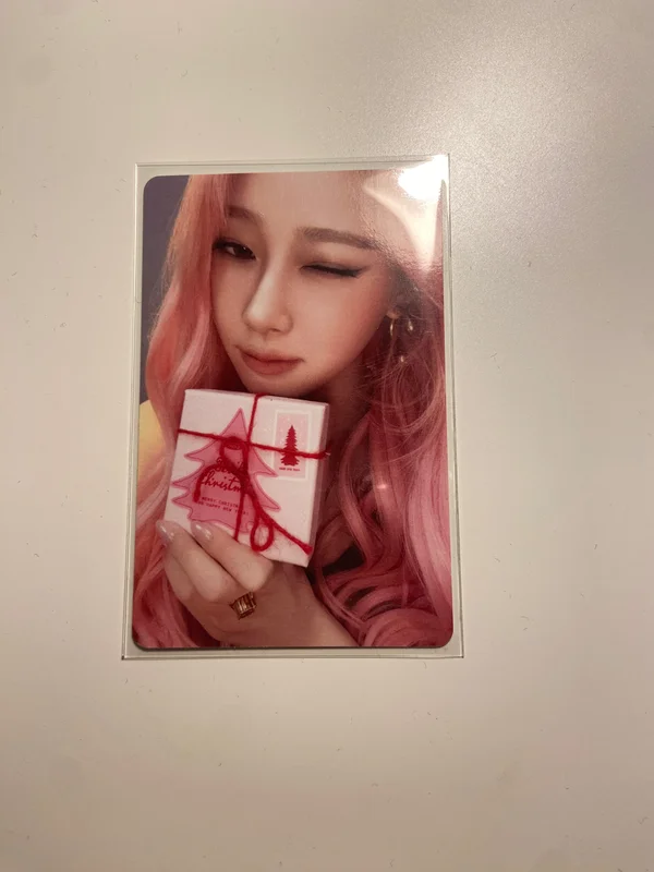 2024 PINK CHRISTMAS PHOTO CARD RANDOM PACK