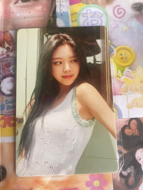 2022 SEASON'S GREETINGS [BEST FRIENDS FOREVER] TRADING CARD & STICKER SET