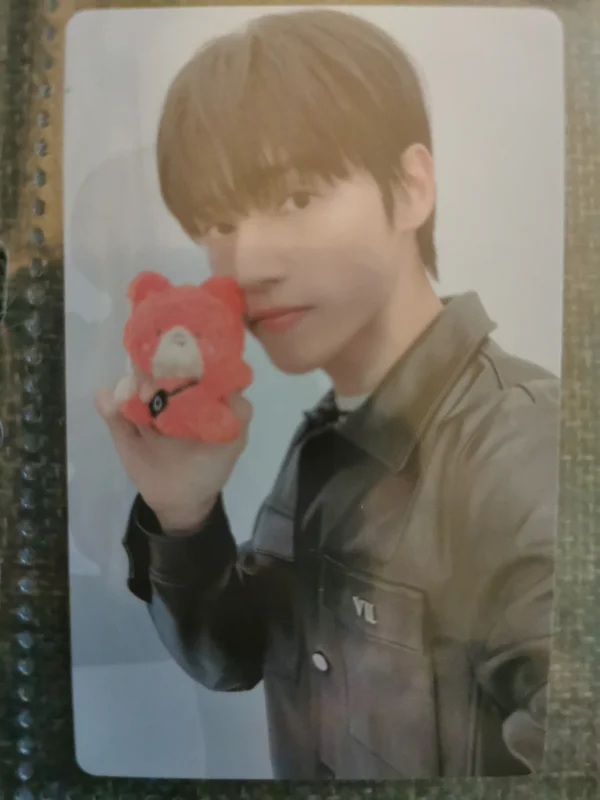 [WOOYOUNG]: FY. BEAT In-Ear Earphones Set + Magnet Earphone Holder