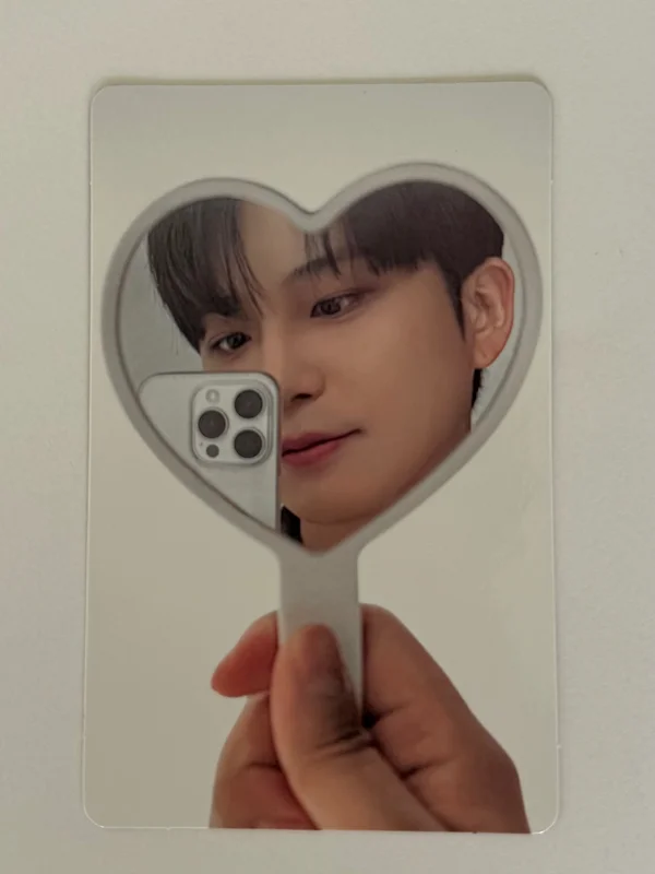 ATEEZ 2025 WORLD TOUR [IN YOUR FANTASY] IN INCHEON RANDOM PHOTOCARD PACK