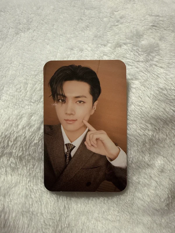 DARK MOON SPECIAL ALBUM 'MEMORABILIA' Moon ver.