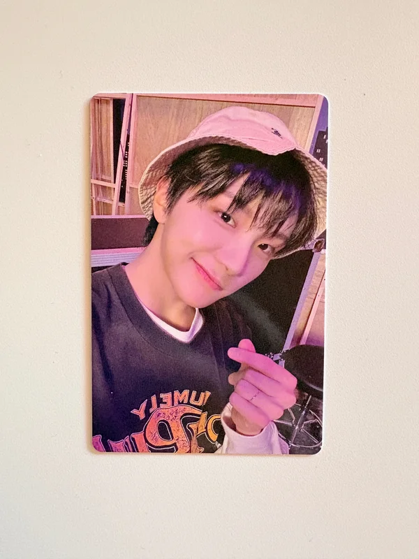 BOYNEXTDOOR 2025 SEASON'S GREETINGS