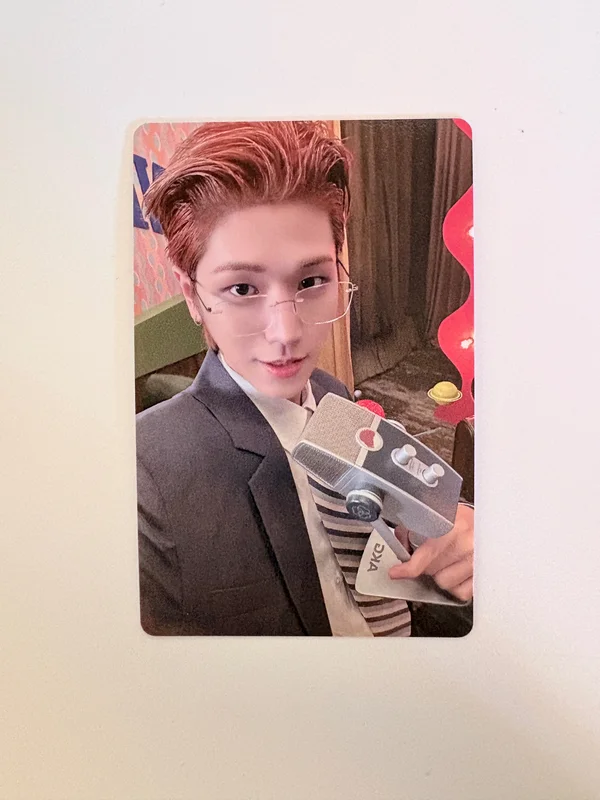 BOYNEXTDOOR 2025 SEASON'S GREETINGS