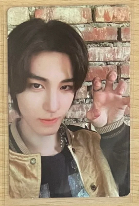 1st EP [WHY..] LETTER ver.