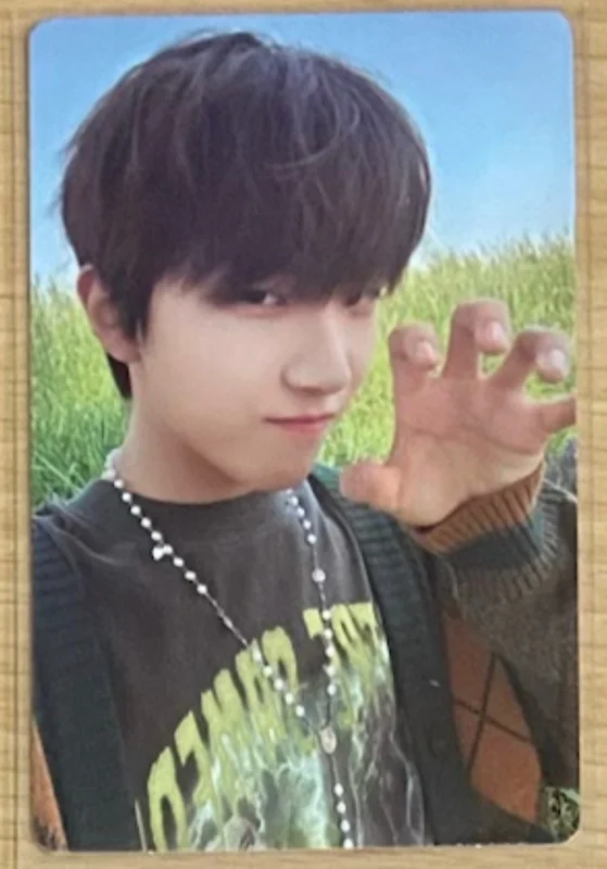 1st EP [WHY..] LETTER ver.