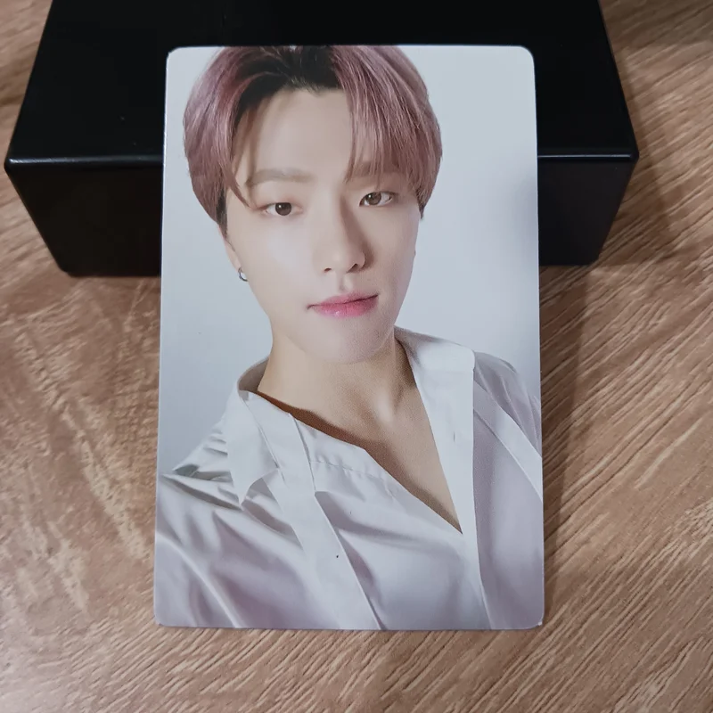 SEVENTEEN CAFE in SEOUL Trading Card Set