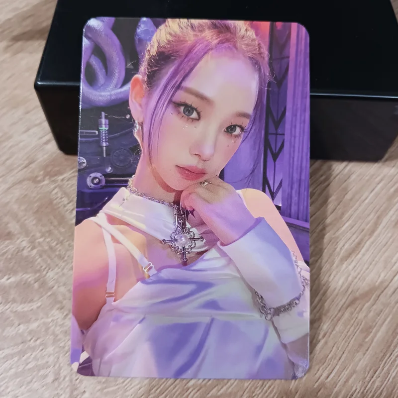Girls Digipack Ver.