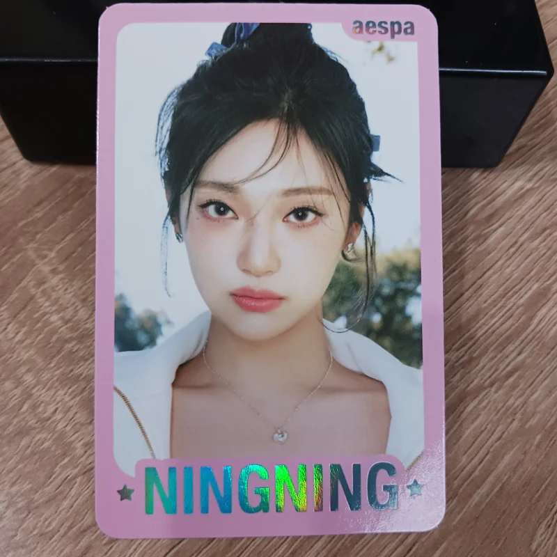 MY WORLD TRADING CARD SET A