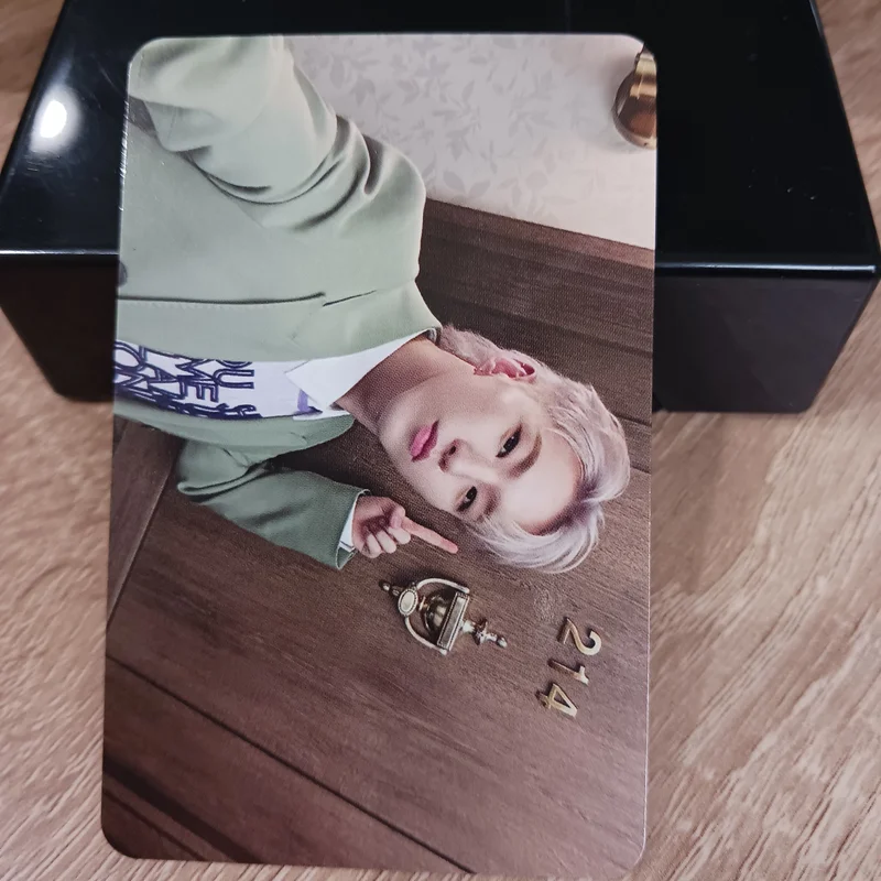 SPILL THE FEELS CARAT Ver.