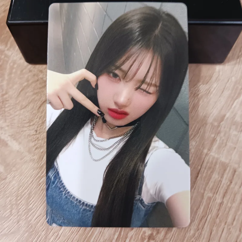 2025 BABYMONSTER 1st WORLD TOUR HELLO MONSTERS IN JAPAN RANDOM TRADING CARD [B]