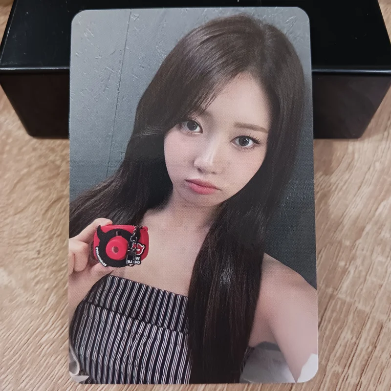WE GO UP MINI BEAM KEYRING Ver.