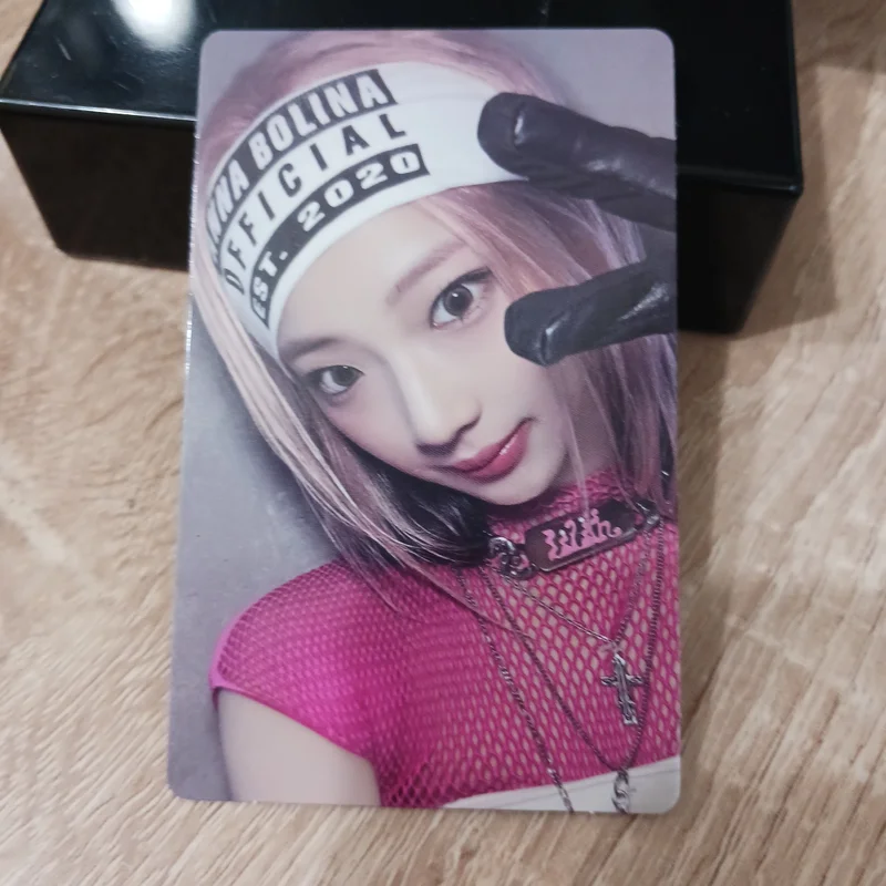 BABYMONSTER : ERA l BABYMONSTER 1st Anniversary Photobook WEVERSE