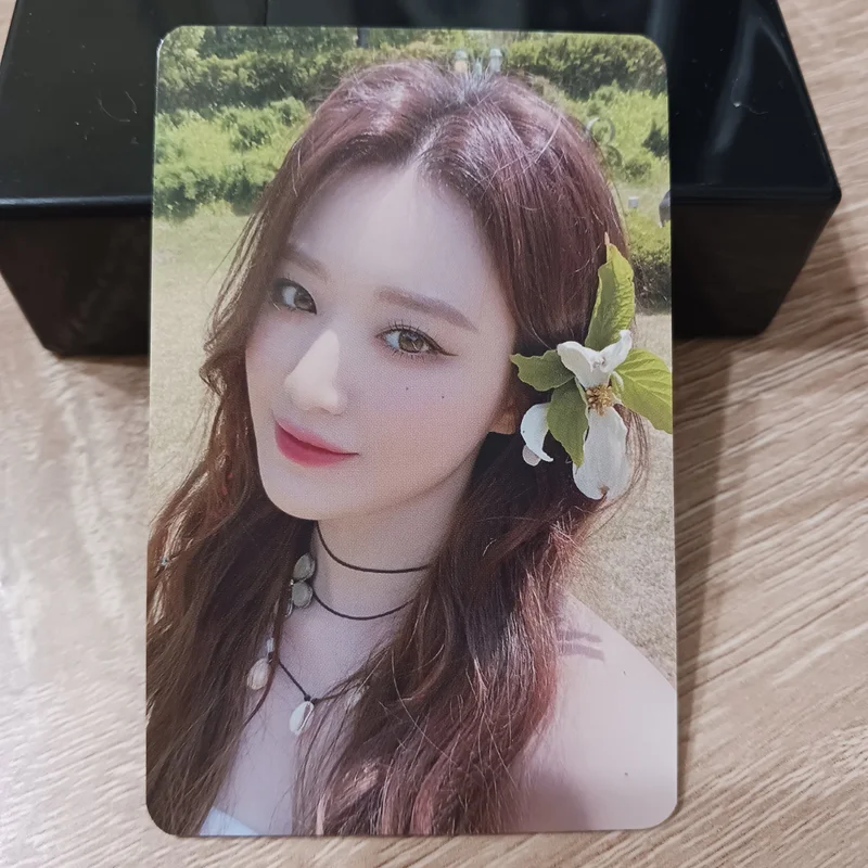 2023 (G)I-DLE WORLD TOUR [I am FREE-TY] IN SEOUL PHOTOCARD SET