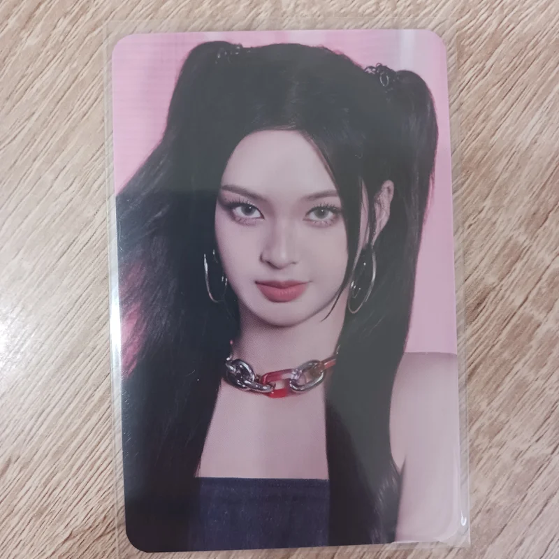 DRIP POP-UP STORE TRADING PHOTOCARD