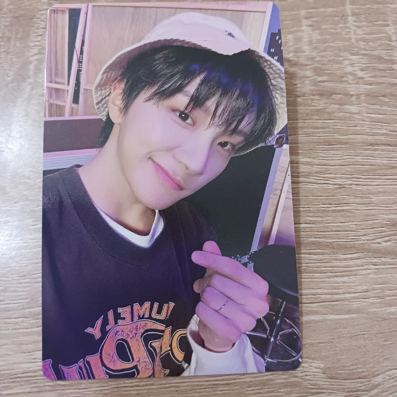BOYNEXTDOOR 2025 SEASON'S GREETINGS