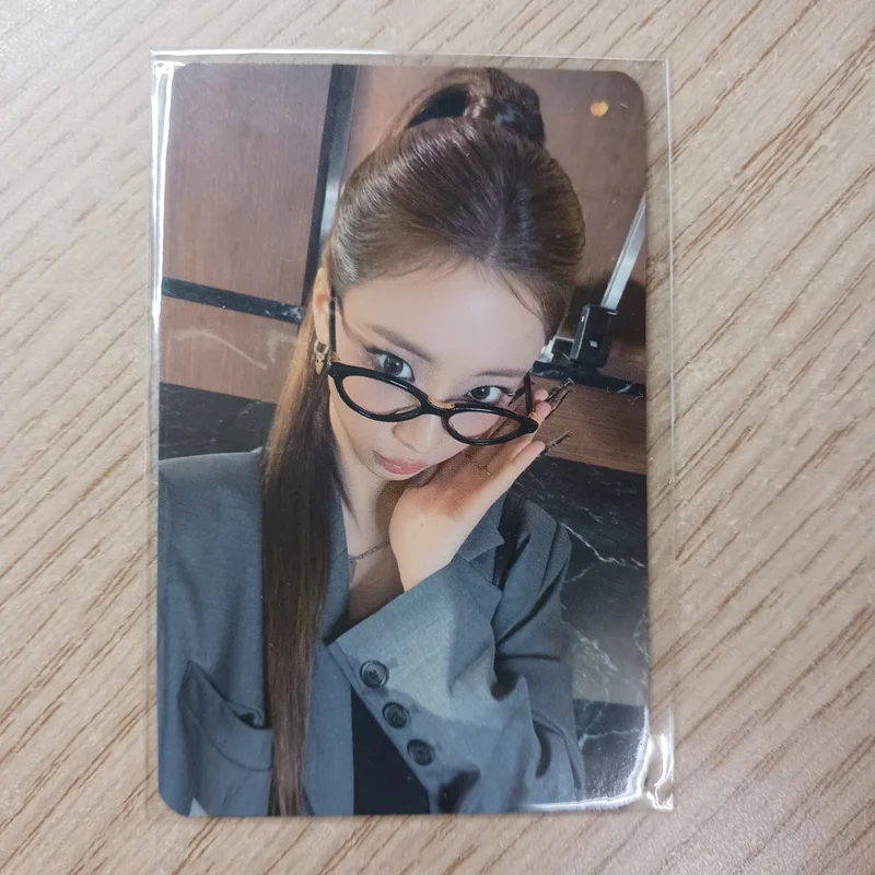 2026-27 BABYMONSTER WORLD TOUR [CHOOM] IN SEOUL PHOTOCARD COLLECT BOOK