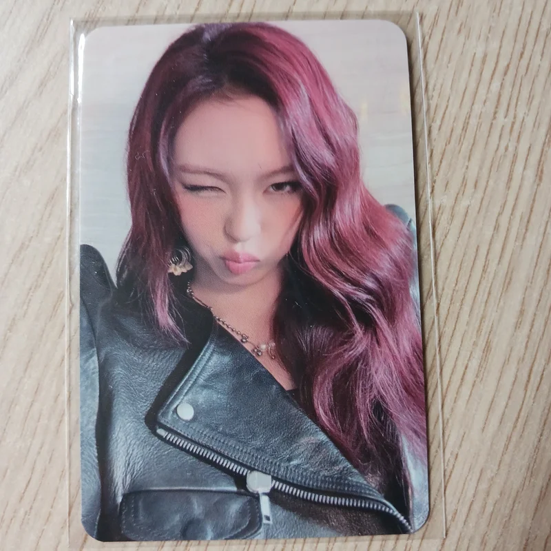 2026-27 BABYMONSTER WORLD TOUR [CHOOM] IN SEOUL PHOTOCARD COLLECT BOOK