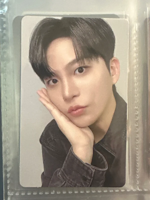 ATEEZ 7TH ANNIVERSARY OFFICIAL POP-UP '8ROOM' RANDOM PHOTOCARD PACK ver.B