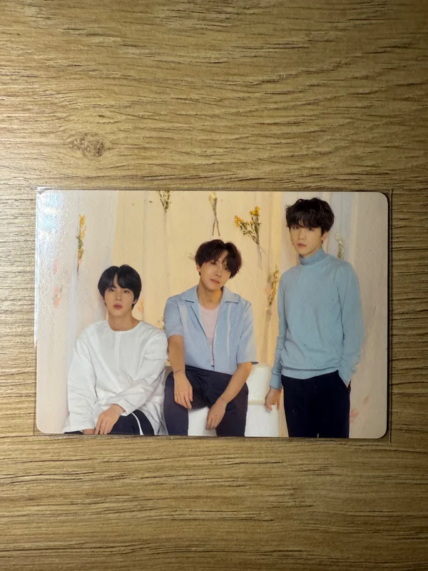 BTS WORLD TOUR 'LOVE YOURSELF' MINI PHOTO CARD