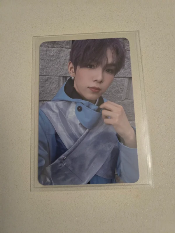 Universe Photo Book Ver.