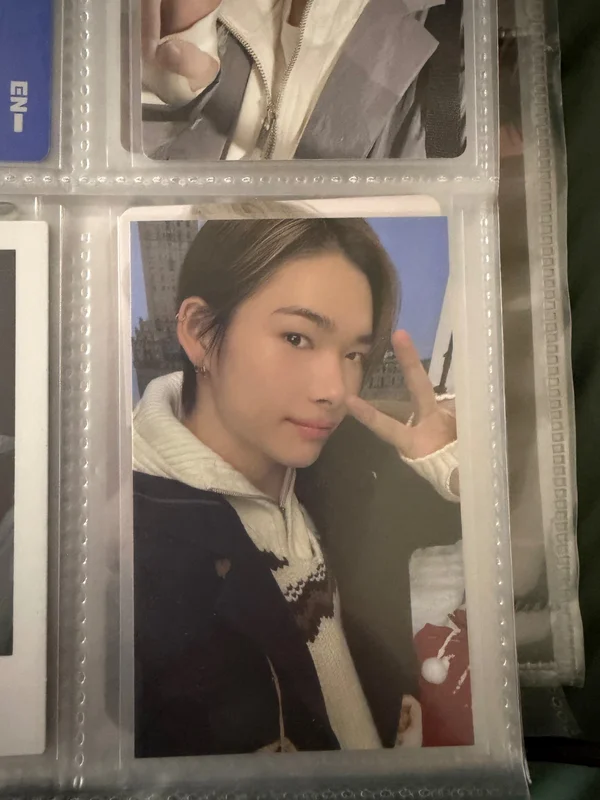 ENHYPEN Special Gift Club NIKI MITTENS