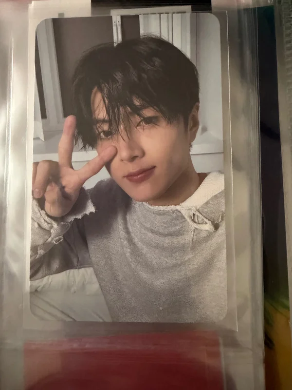 ROMANCE : UNTOLD -daydream- Weverse Albums ver.