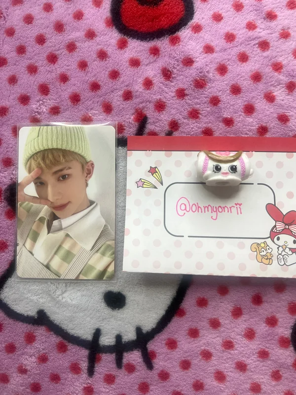 2023 SEASON'S GREETINGS SKZ's Mini World