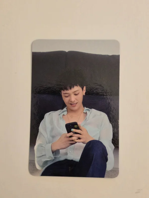 G-DRAGON OFFICIAL MEMBERSHIP 1ST FAM KIT [PETALS OF LOVE]