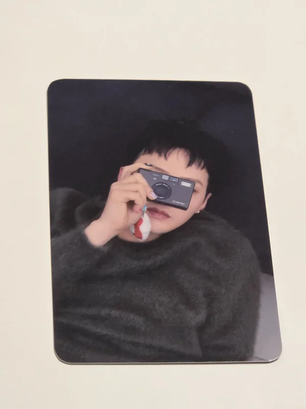 G-DRAGON OFFICIAL MEMBERSHIP 1ST FAM KIT [PETALS OF LOVE]