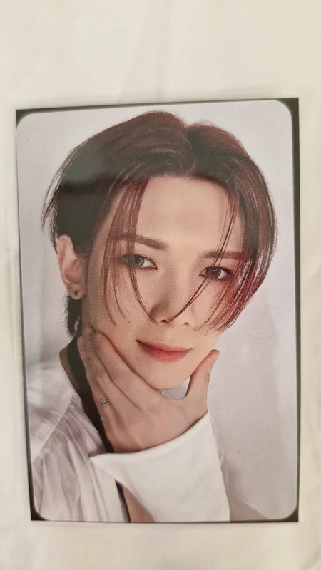 ATEEZ VR CONCERT : LIGHT THE WAY