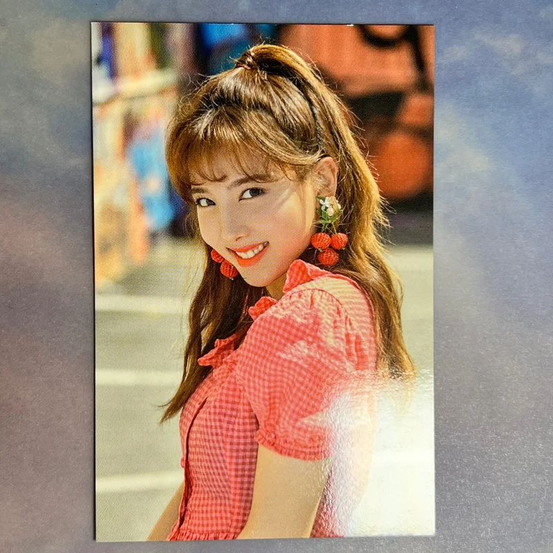 Twaii's Shop Trading Card