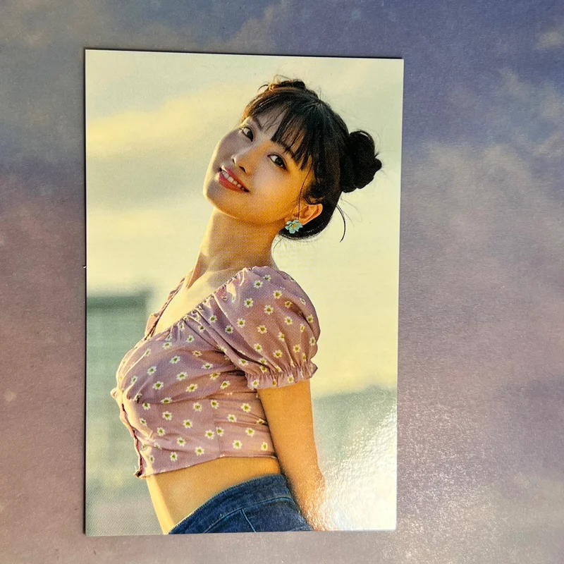 Twaii's Shop Trading Card