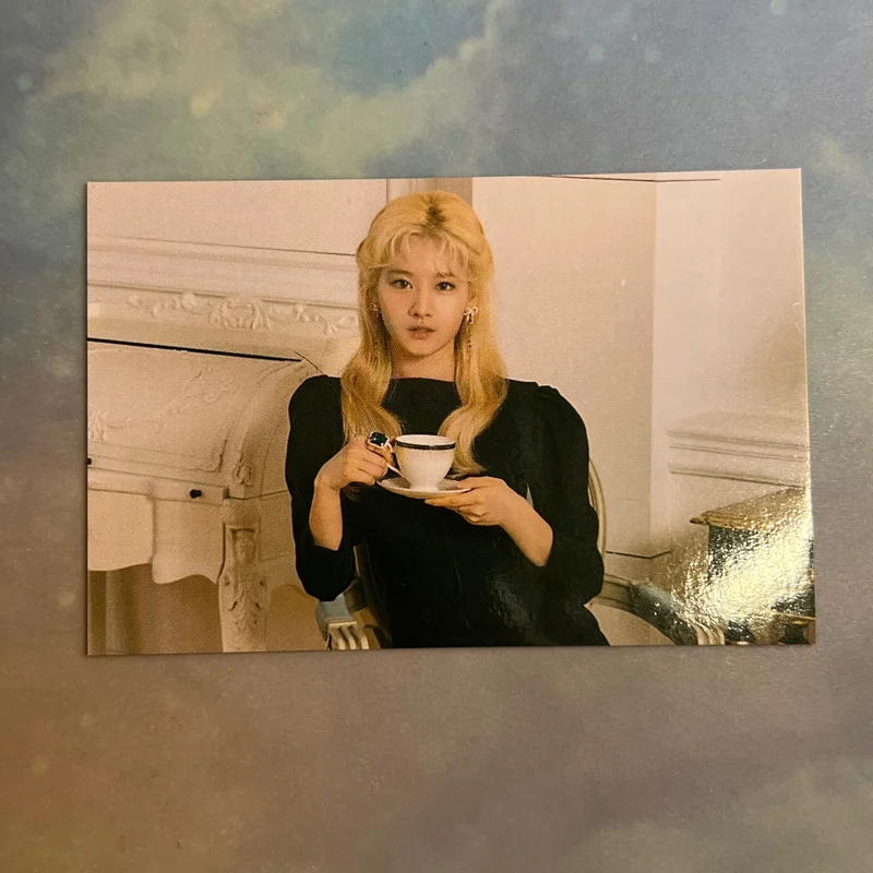ONCE HALLOWEEN 2 TRADING CARD Sana