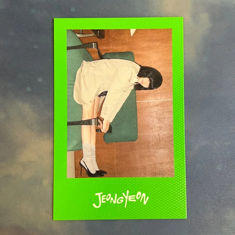 THIS IS FOR POLAROID ver. FOR ver. Jeongyeon