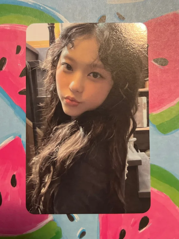 Haerin Get Up Photocard