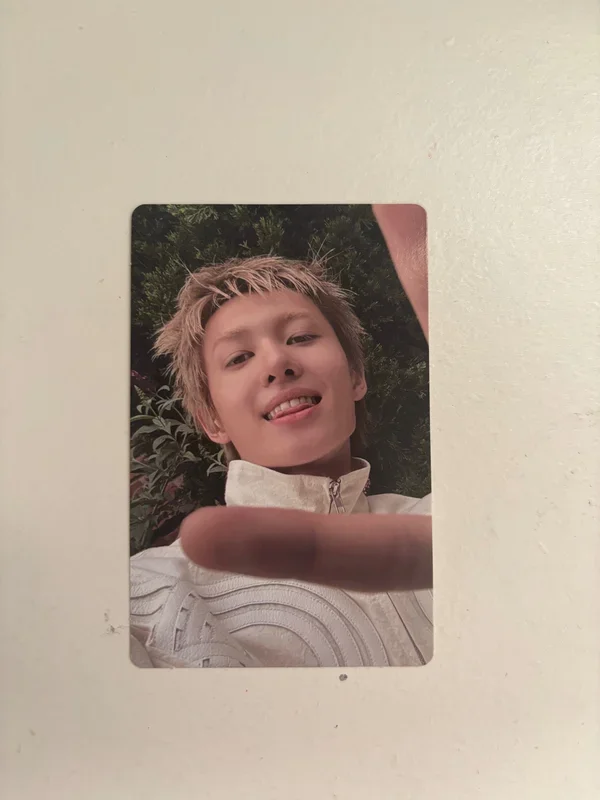 COLOR OUTSIDE THE LINES General Market Exclusive